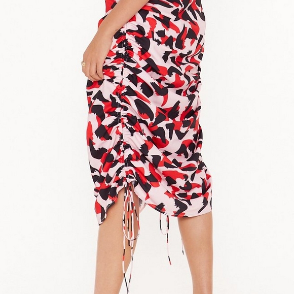 NEW 🌺 So Bold Abstract Midi Dress NWT - Picture 7 of 7